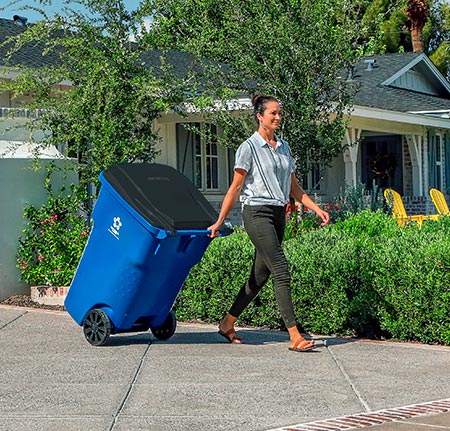 bringing-trash-cans-in.jpg